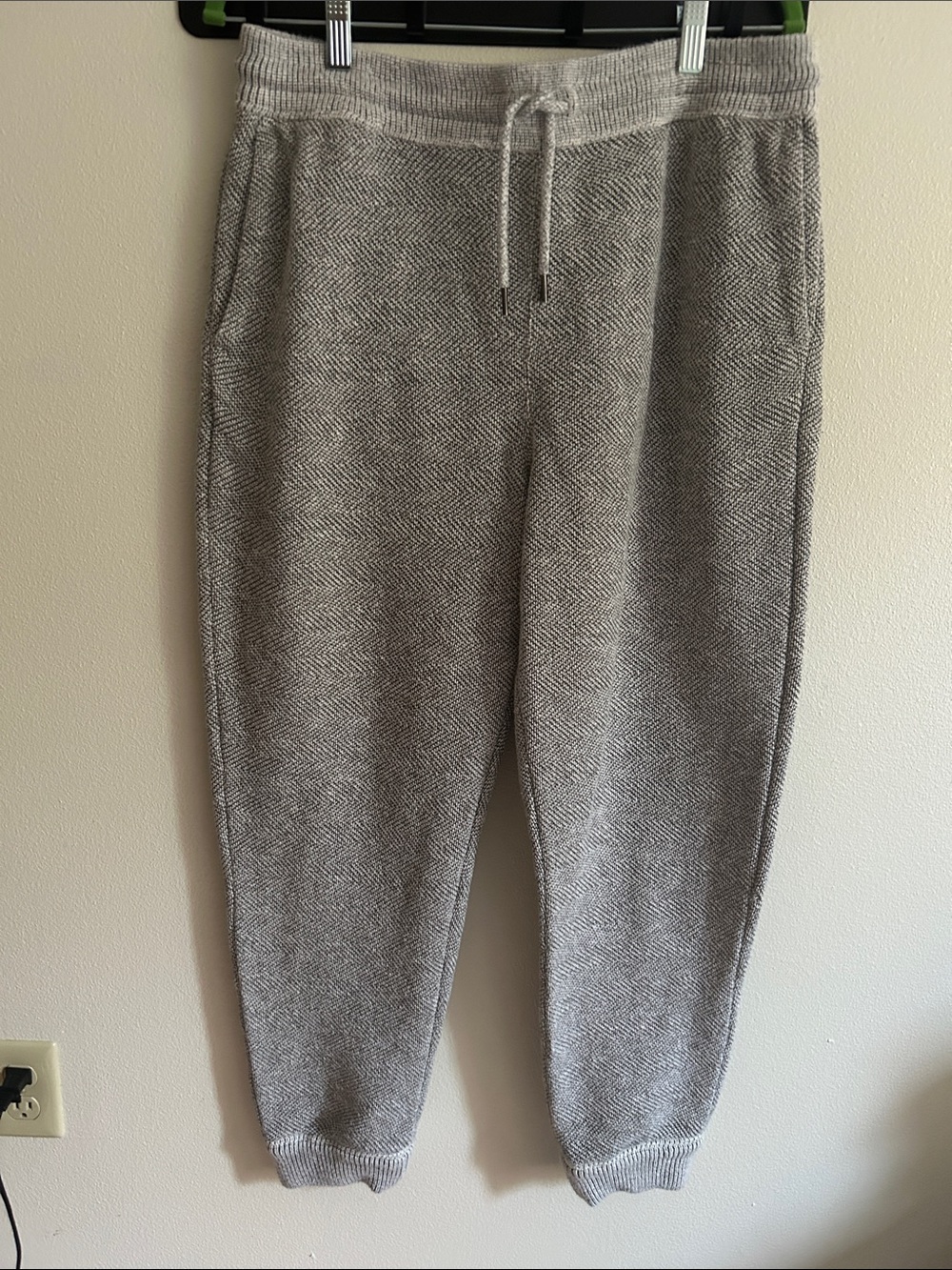 Faherty Men's Whitewater Herringbone Gray Shell Loop Jogger Sweatpants - L